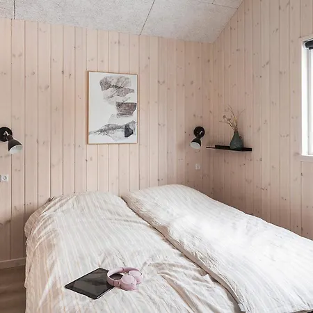 5 Star In * Idestrup